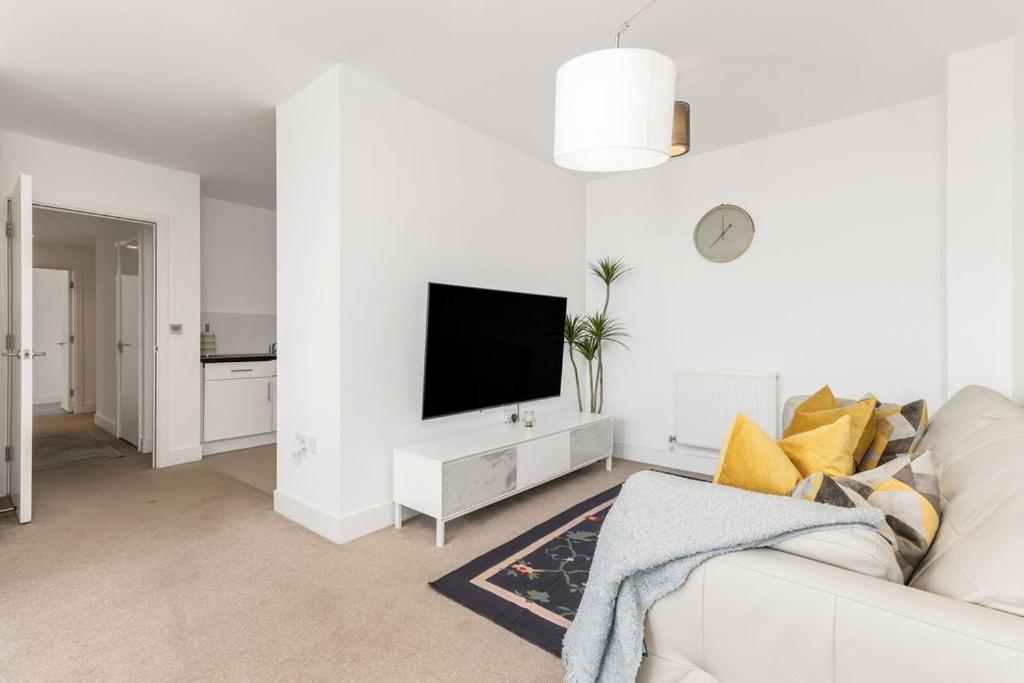 Apartment Khayat Homes - The Ferry - Two Bed London