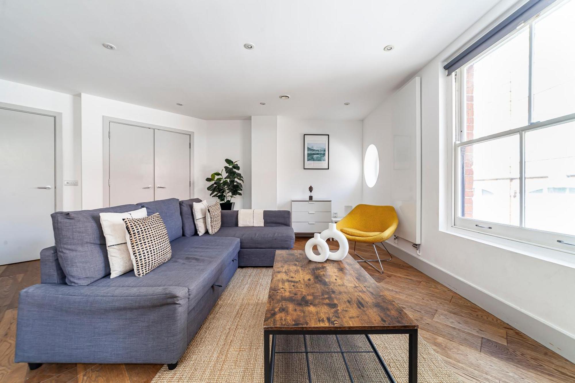 The Old Street Luxury Flat * London