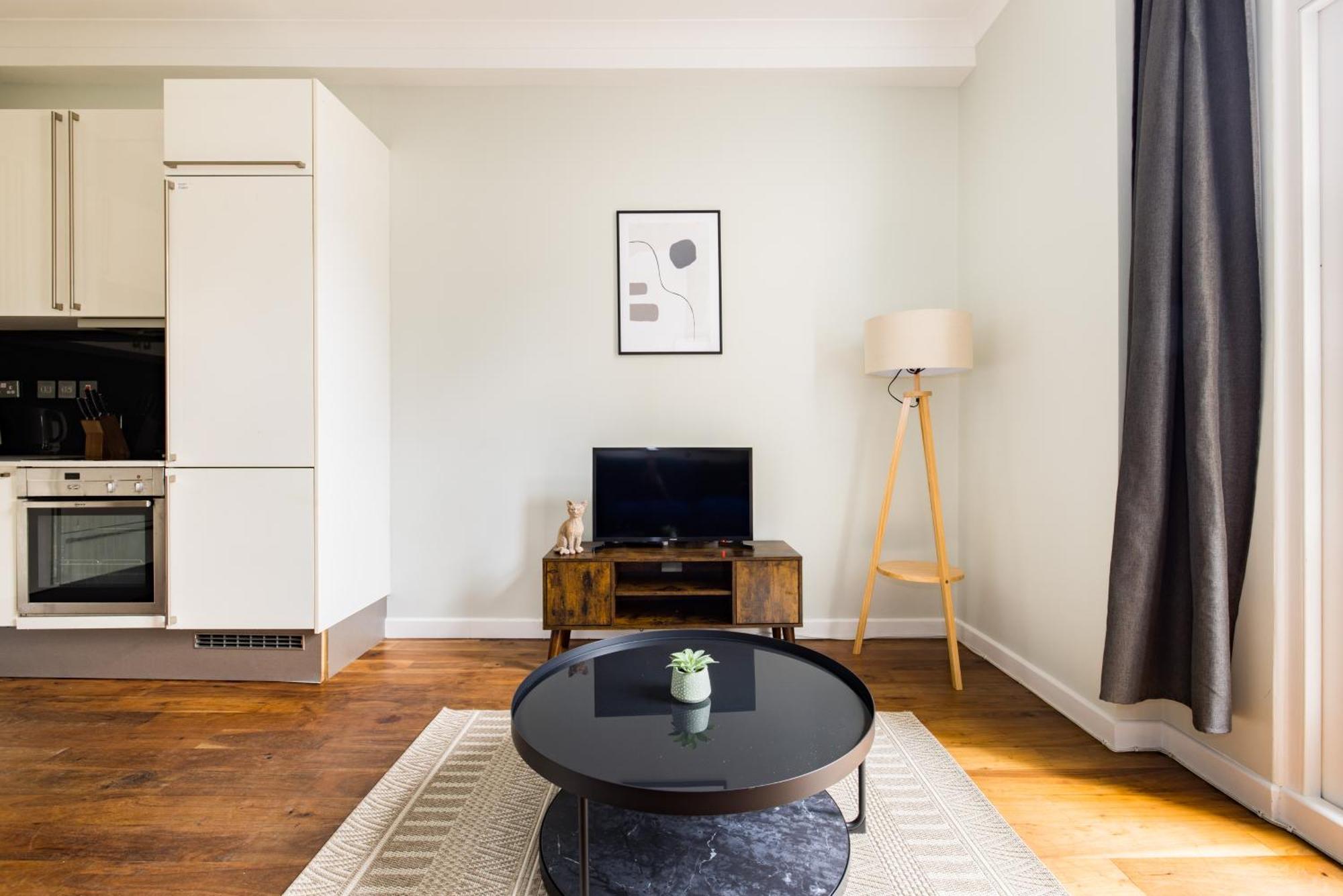 The Chelsea Collection * London