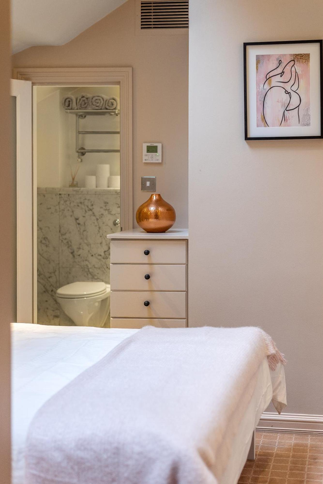 Holiday home Casa Italia Near Hyde Park & Queens Gate, In South Kensington With Ac Air Conditioning & Washing Machine Dryer *