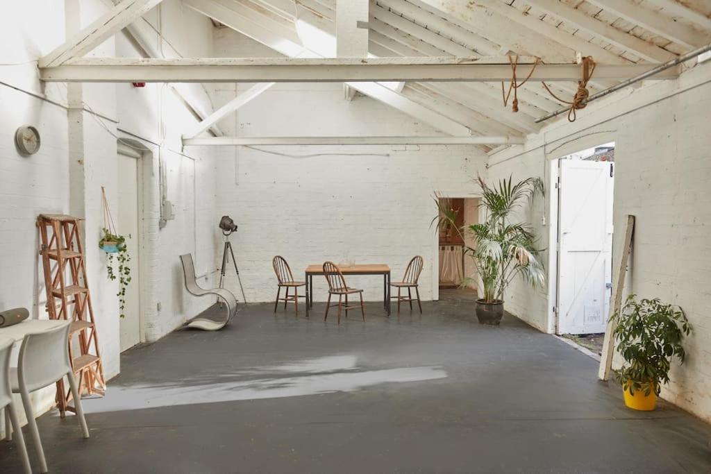 Warehouse Flat East * London