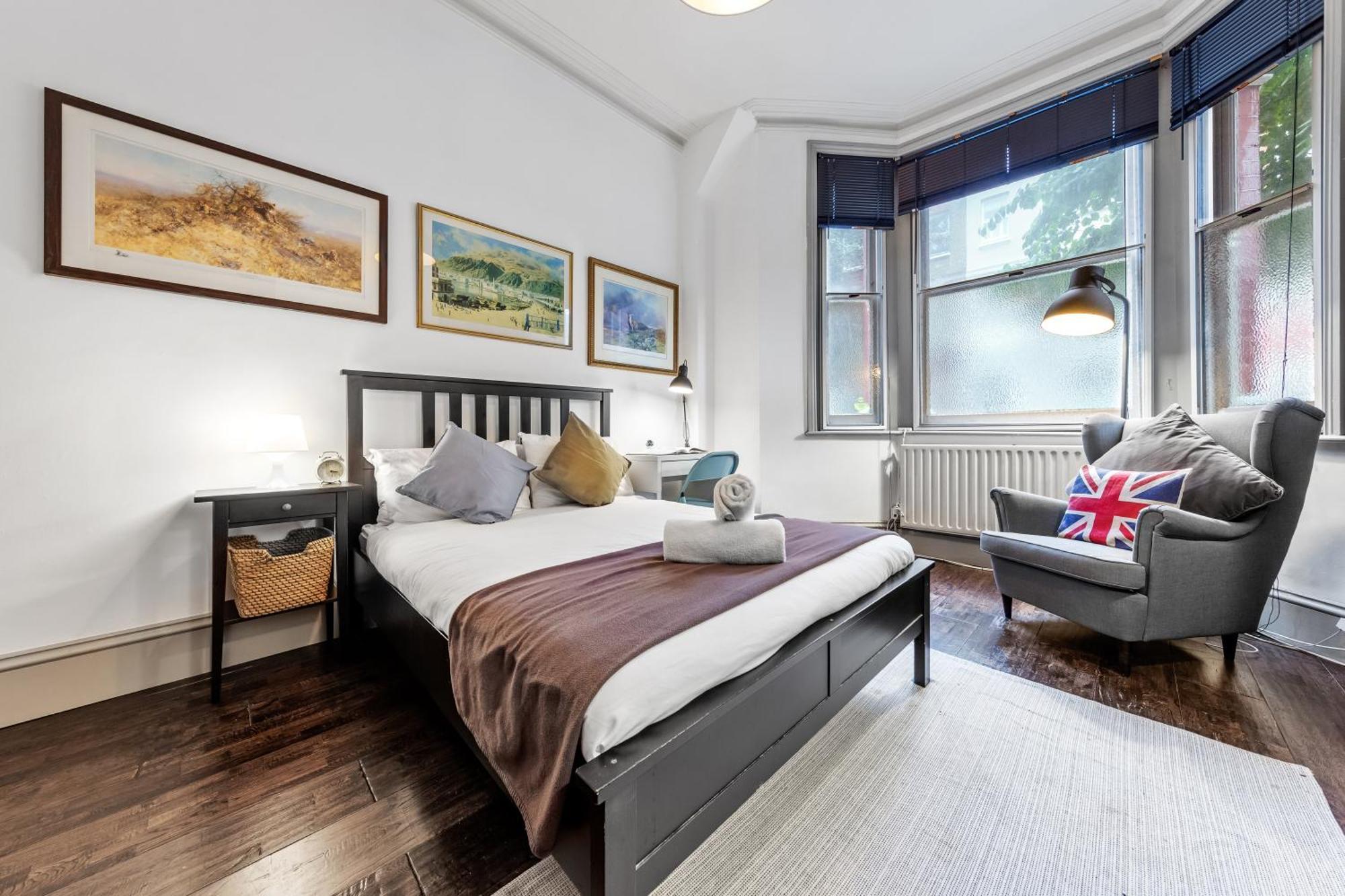 Quiet 2x Bedroom Victorian Terrace Flat + Garden Appartement *