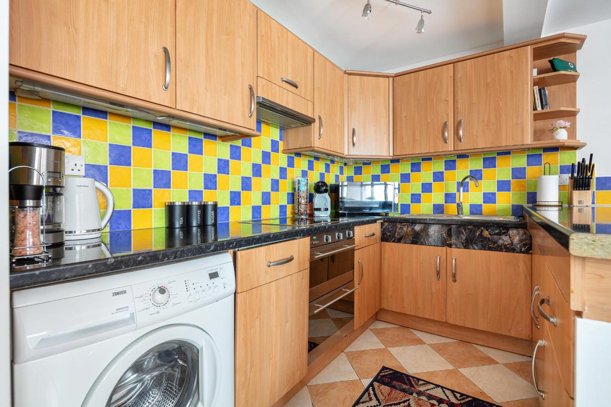 - Cozy 3 Bed House On A Quiet Mews - Holiday home London
