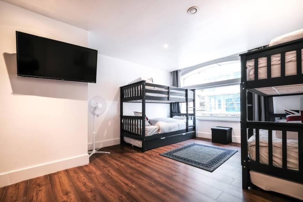 Spacious In Piccadilly Sleep 6 Vrb