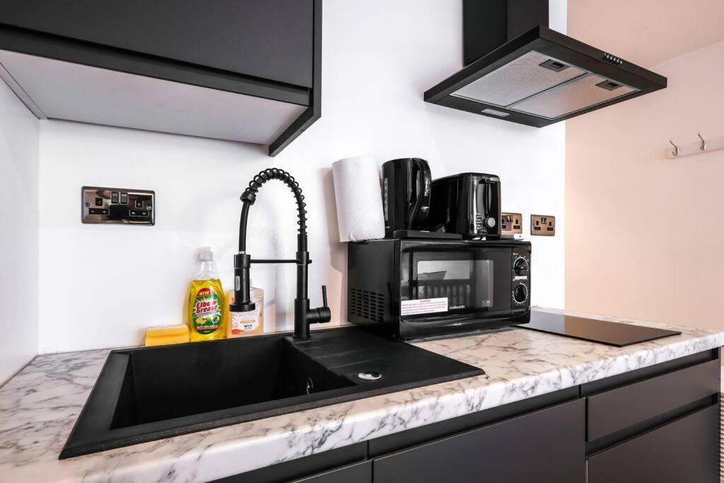 Spacious In Piccadilly Sleep 6 Vrb *