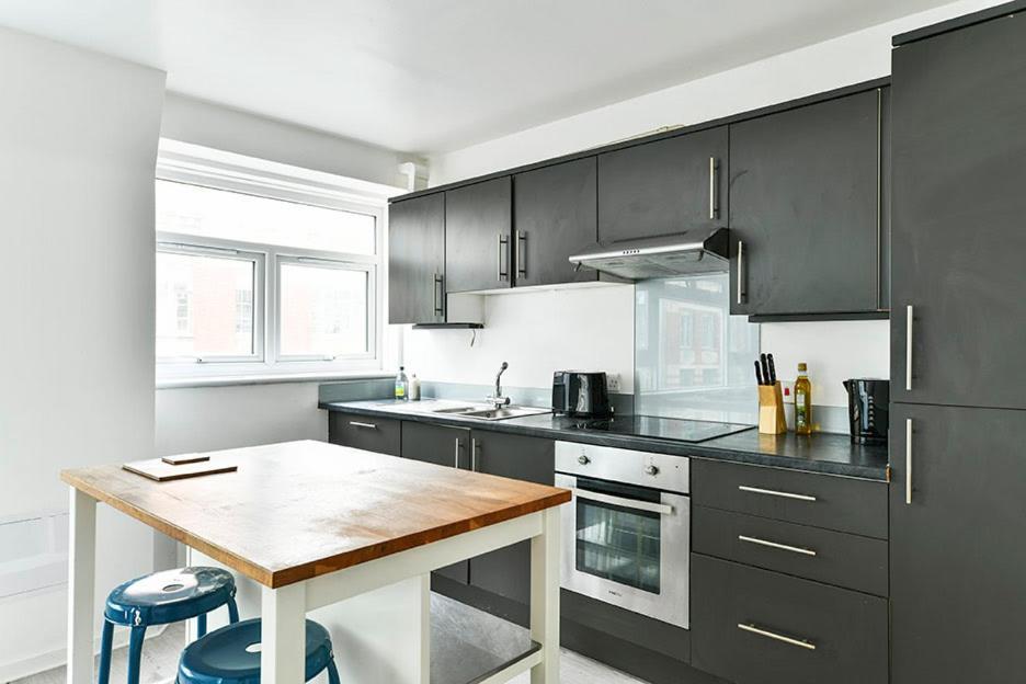 The Elden No5 Fairway Hosting Apartment London