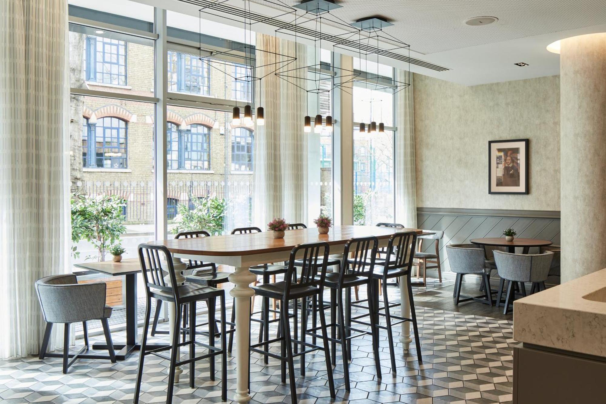 Hotel By Marriott Bridge London