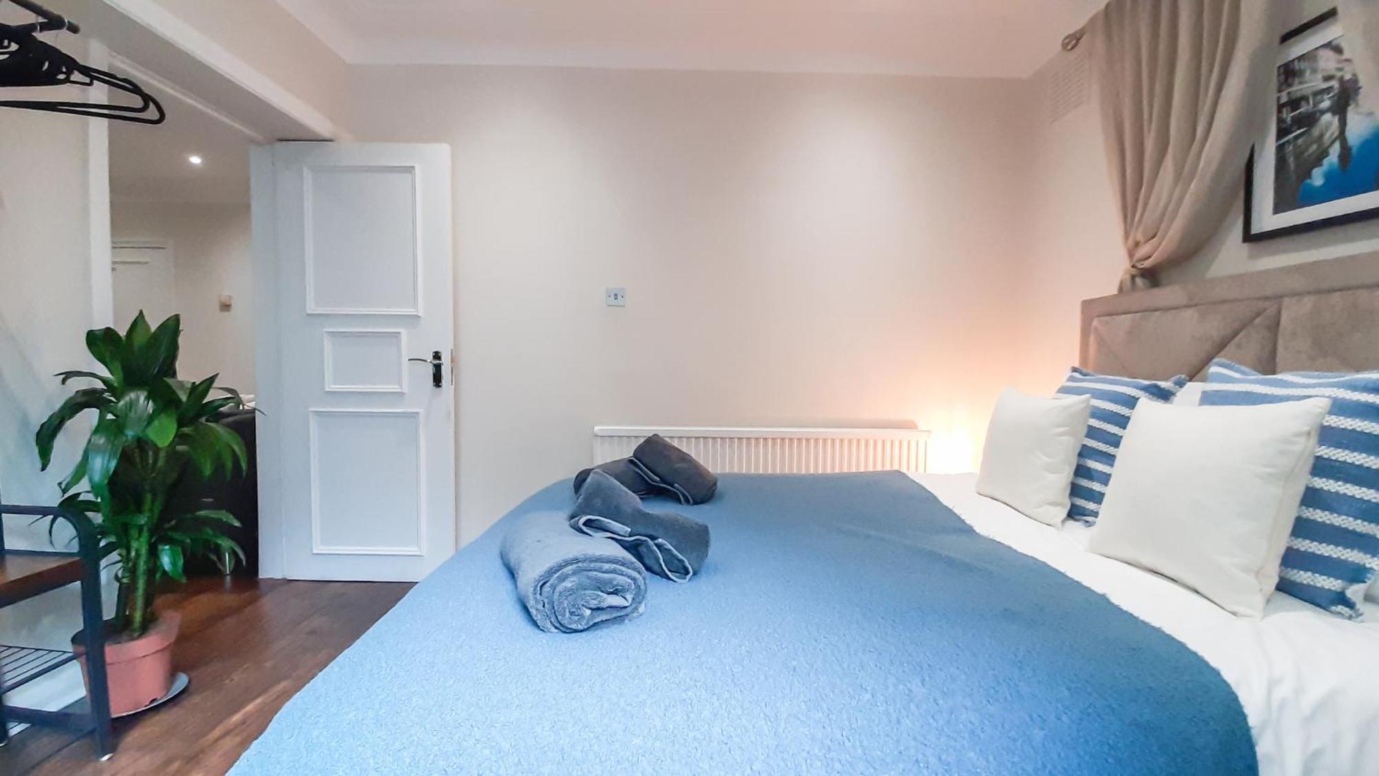Enchanting 3 Bedroom Flat Apartment