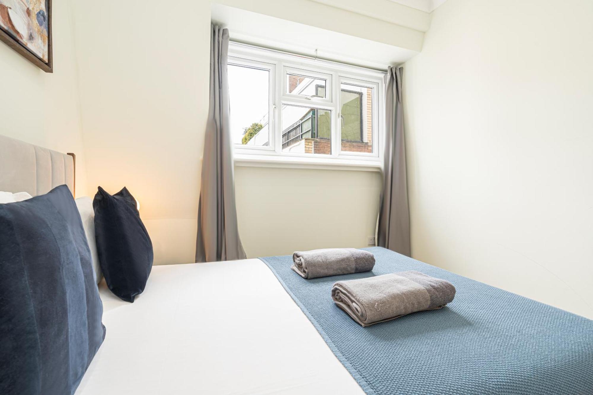 Park Apartment *