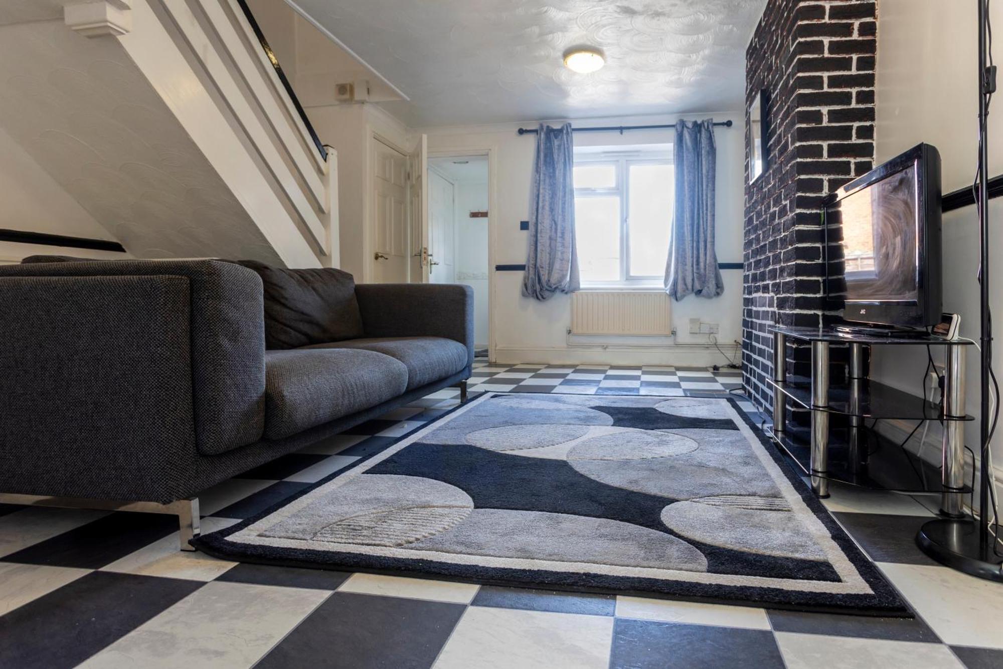Cosy By Excel Centre & Airport Apartamento *