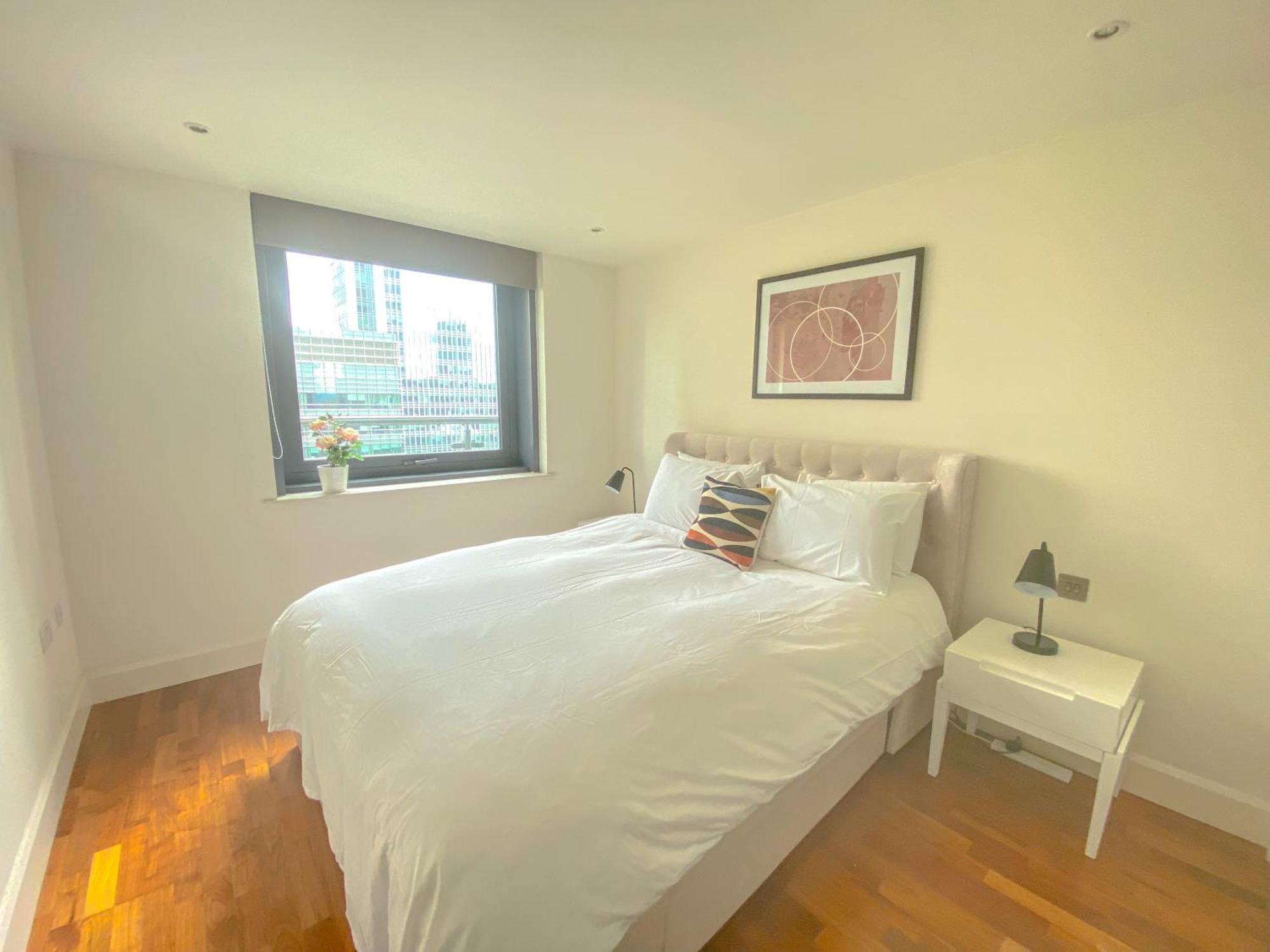 Horizon Canary Wharf Apartments Apartment