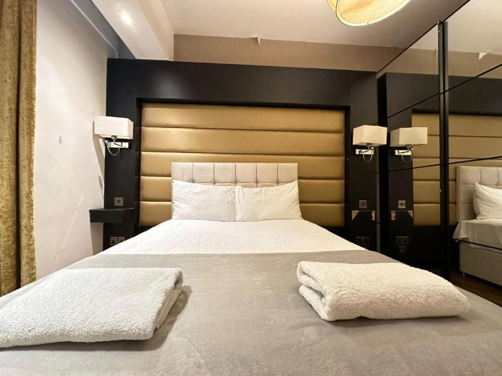 Apartment Two Bedroom Near Oxford Street London