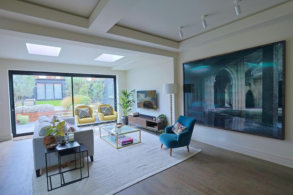 Luxurious Architect's Apartment