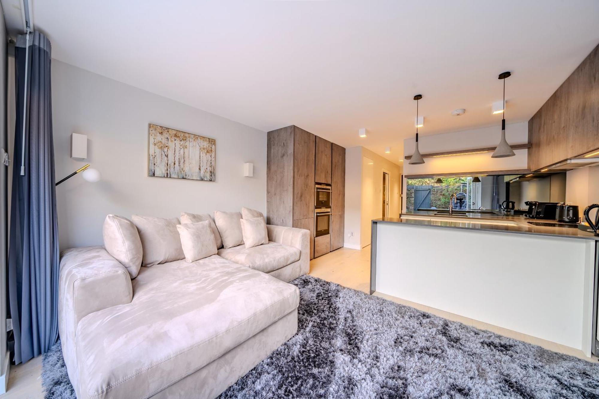 Stunning 1 Bedroom In The Heart Of Appartement