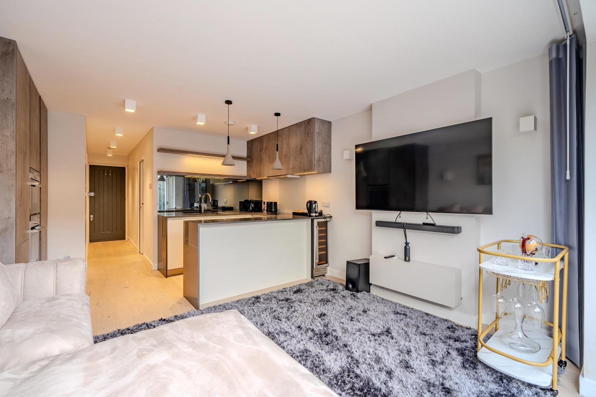 Stunning 1 Bedroom In The Heart Of Appartement *