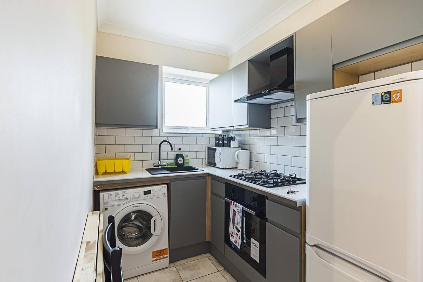 Appartement Private Homely Bedroom In Kensington R1