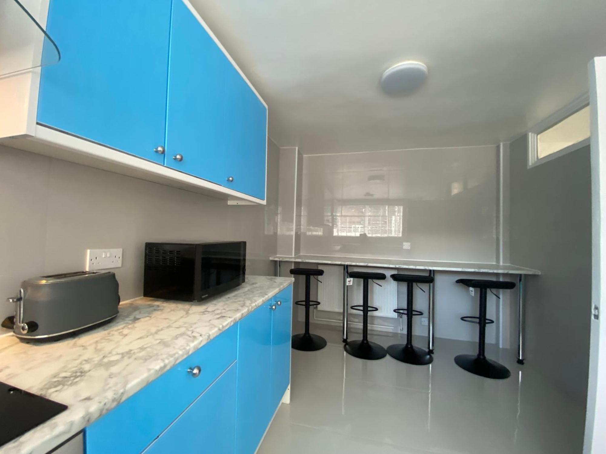 Bliss Retreat - Superb 3-bed House Ferienhaus