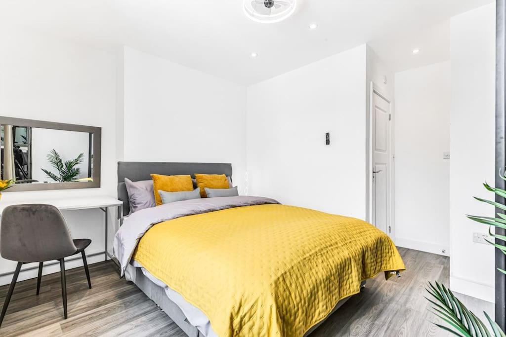 Apartment Luxaway 2br Kensington With Ac - Sleeps Up To 11