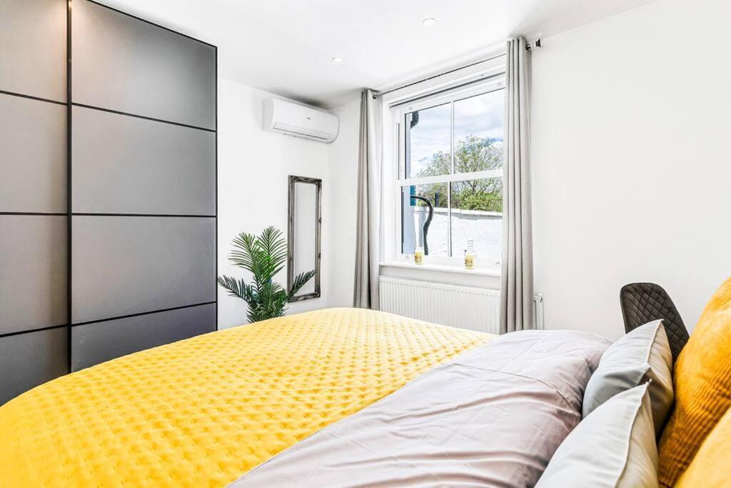 Luxaway 2br Kensington With Ac - Sleeps Up To 11 *