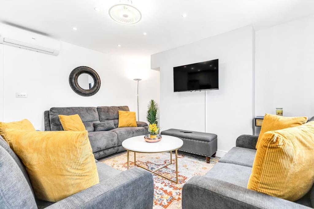 Luxaway 2br Kensington With Ac - Sleeps Up To 11 * London