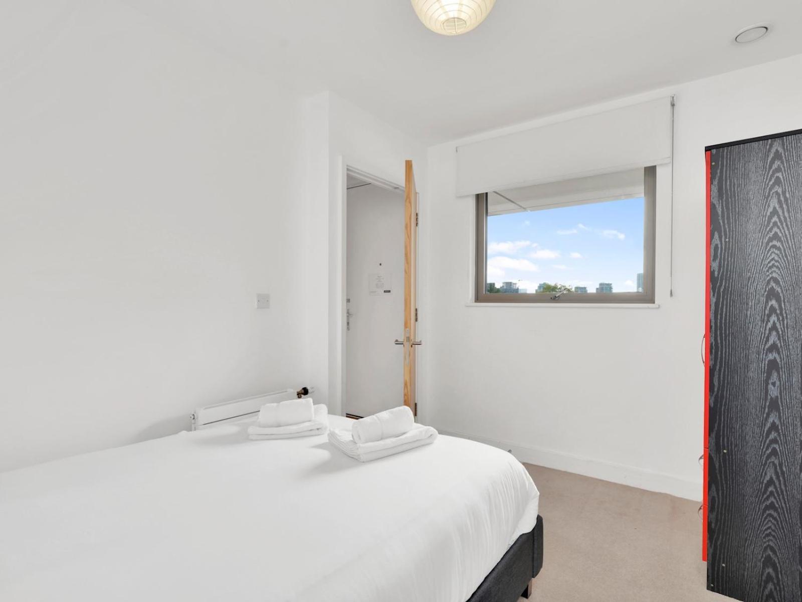Pass The Keys Spacious 2-bedroom Apartment London