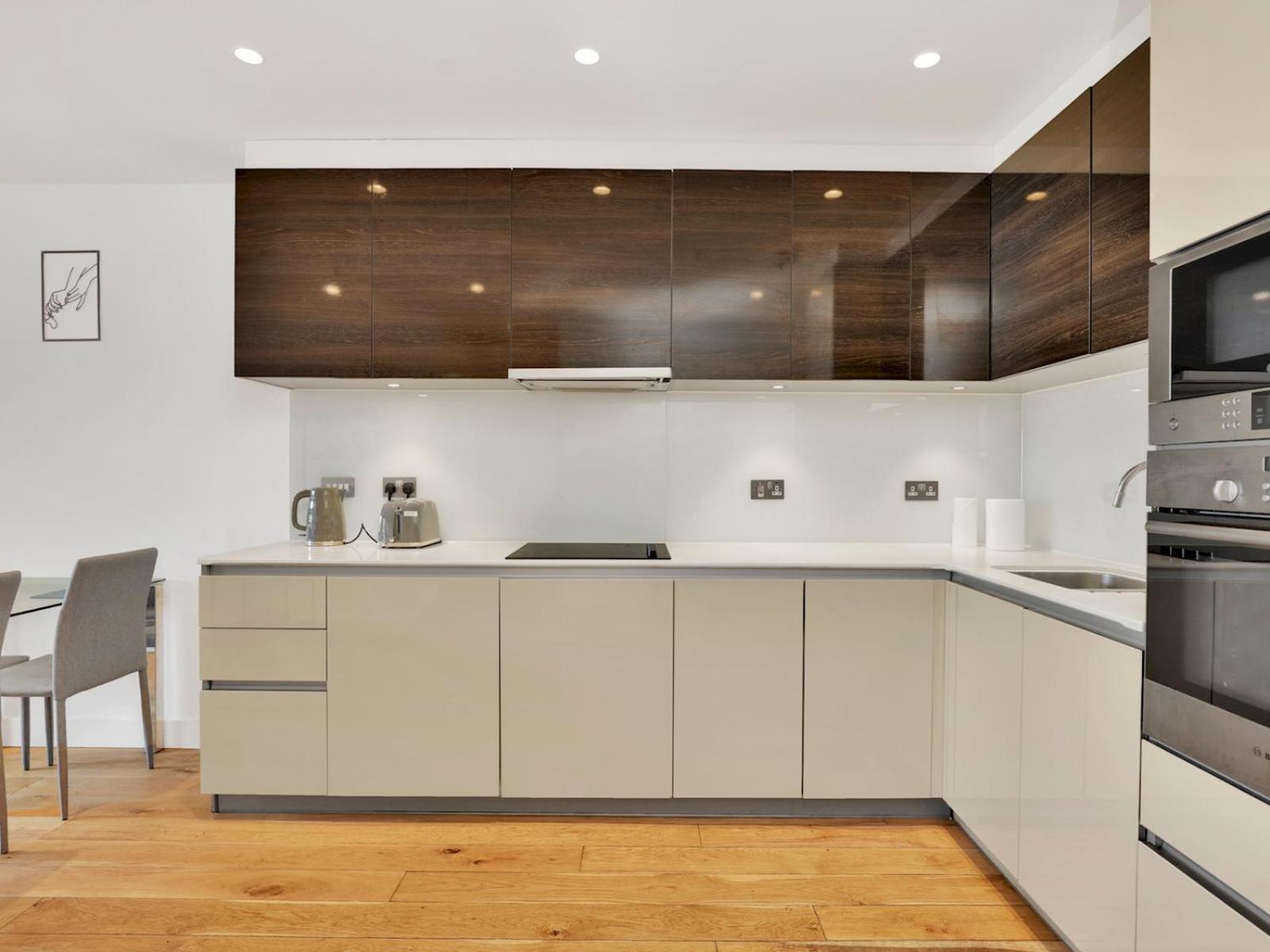 Pass The Keys Spacious 2-bedroom Apartment *