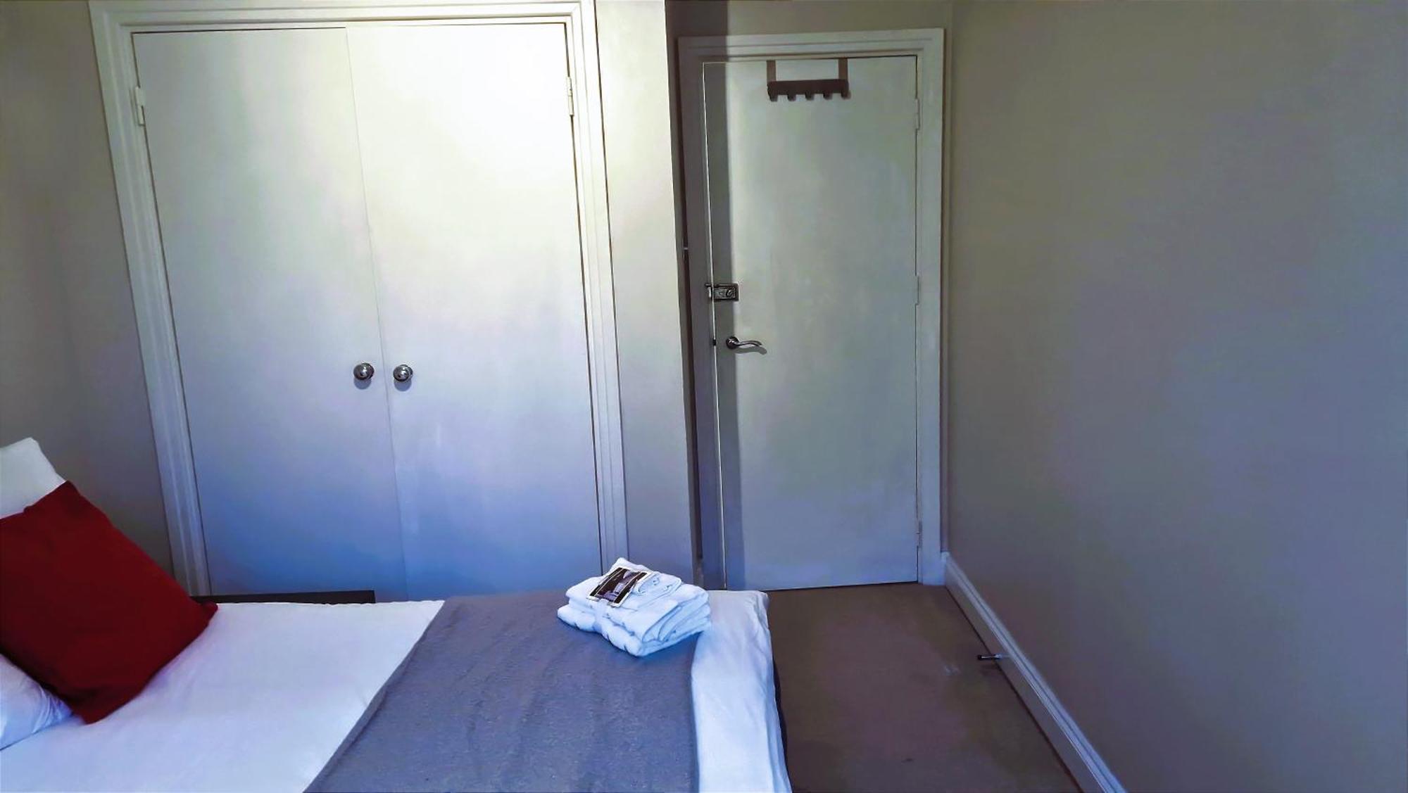 Three Bedroom Apartment London
