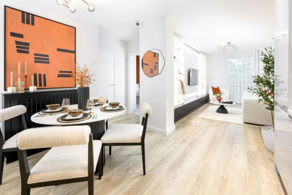 Lux 3bdr Riverside Duplex Mansionette By Lcy & Excel I 20mins To Appartement
