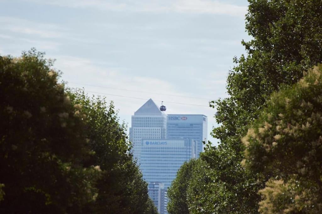 Lux 3bdr Riverside Duplex Mansionette By Lcy & Excel I 20mins To Appartement Londen