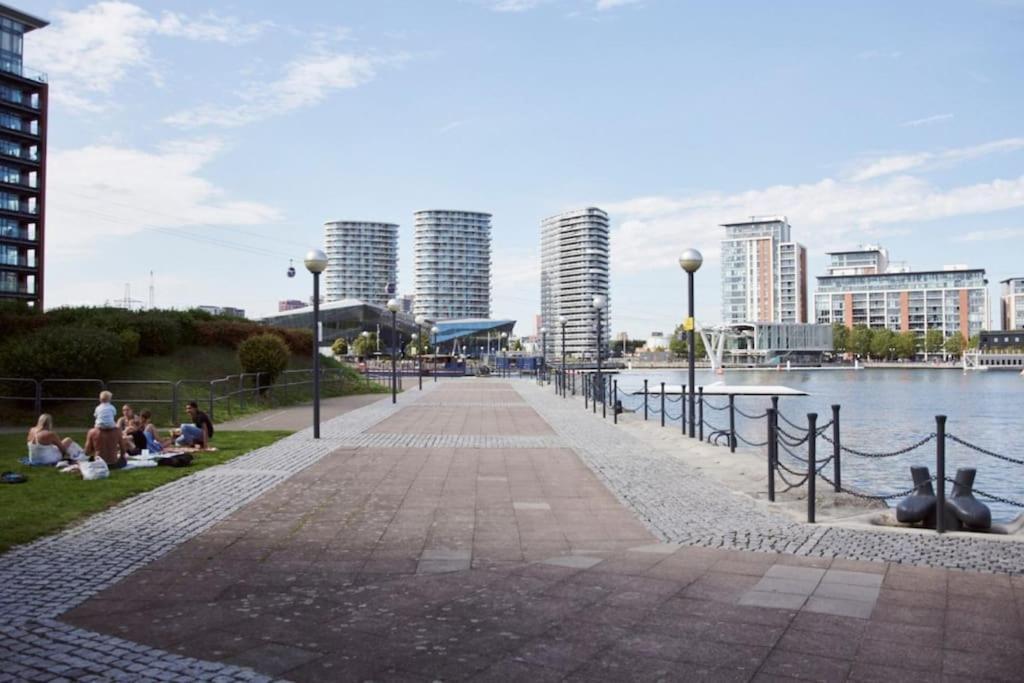 Lux 3bdr Riverside Duplex Mansionette By Lcy & Excel I 20mins To Appartement