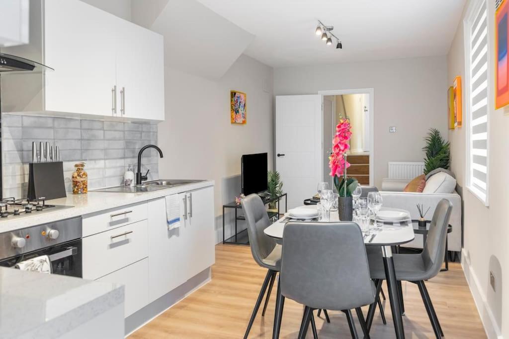 Apartment Classy Gf Gem Next Seven Sisters