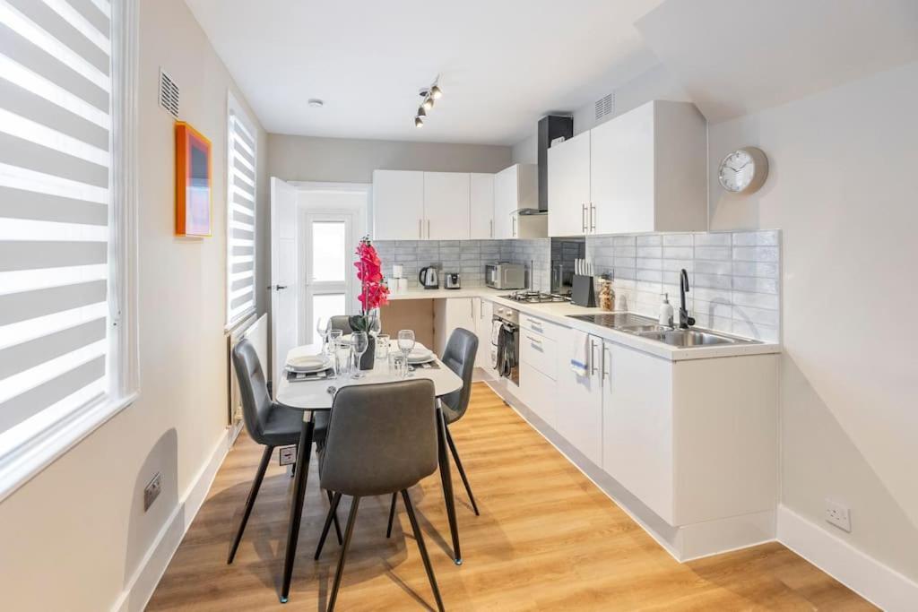 Apartment Classy Gf Gem Next Seven Sisters London