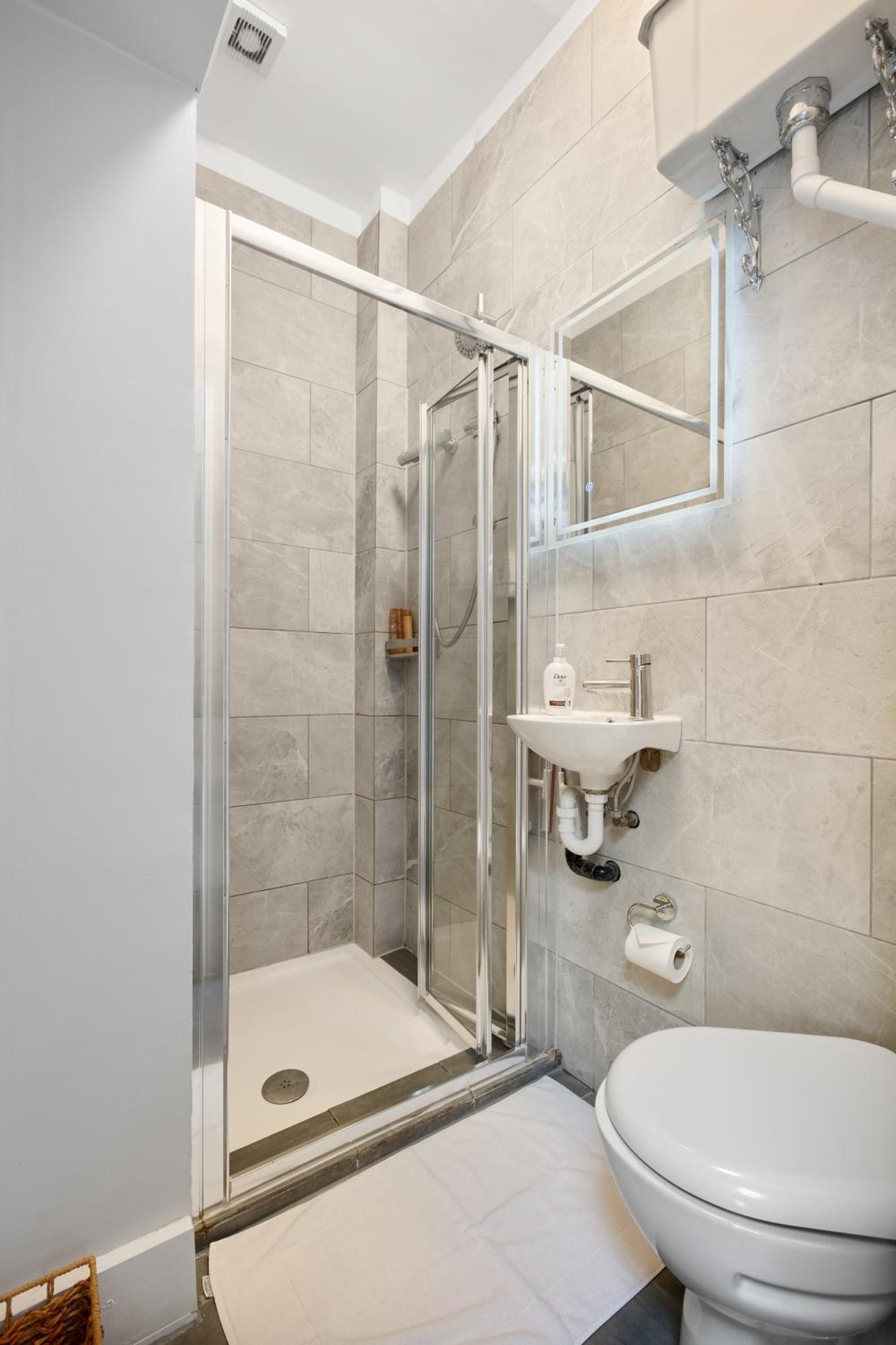 Putney Thames Garden Flat Apartamento Londres