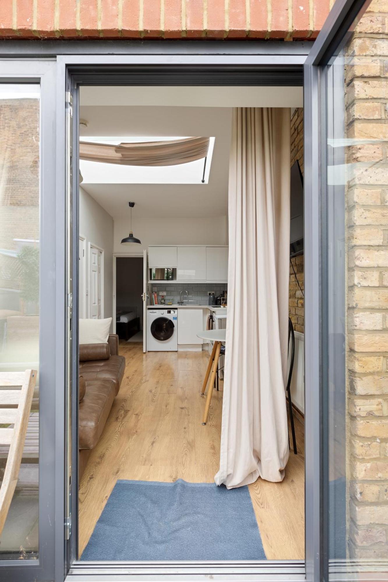 Putney Thames Garden Flat Apartamento *