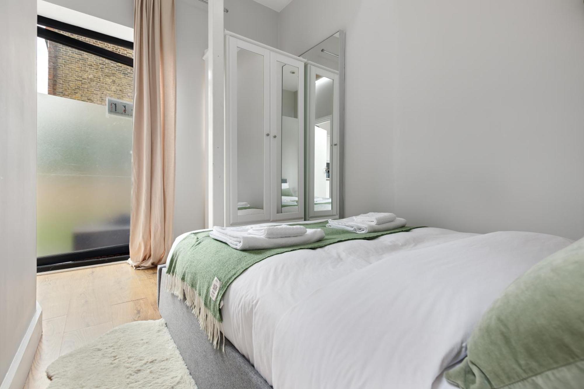 Putney Thames Garden Flat Apartamento *