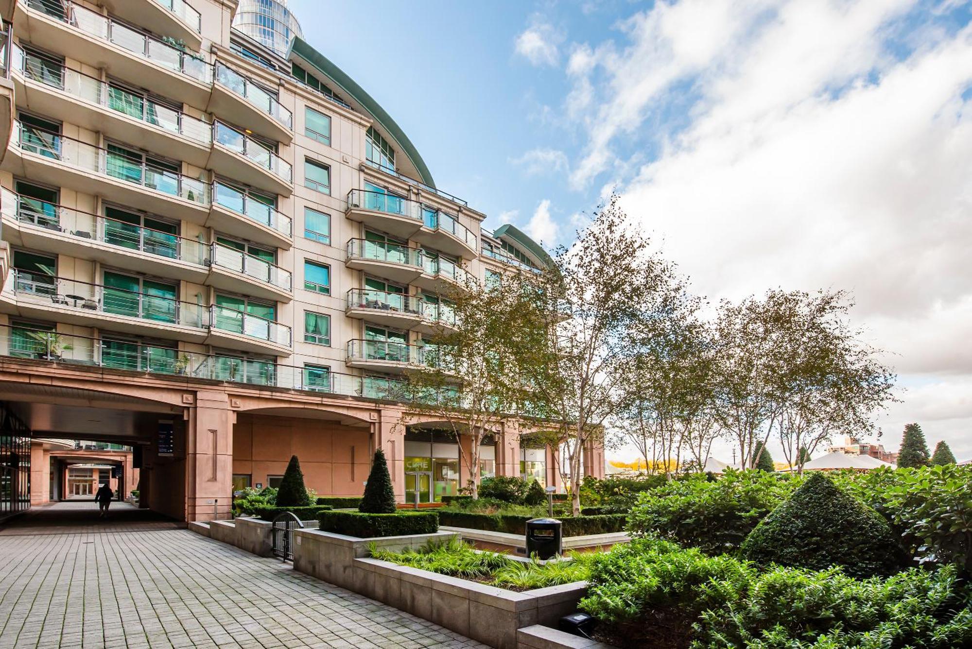 2 Bed With Large Terrace Appartement *