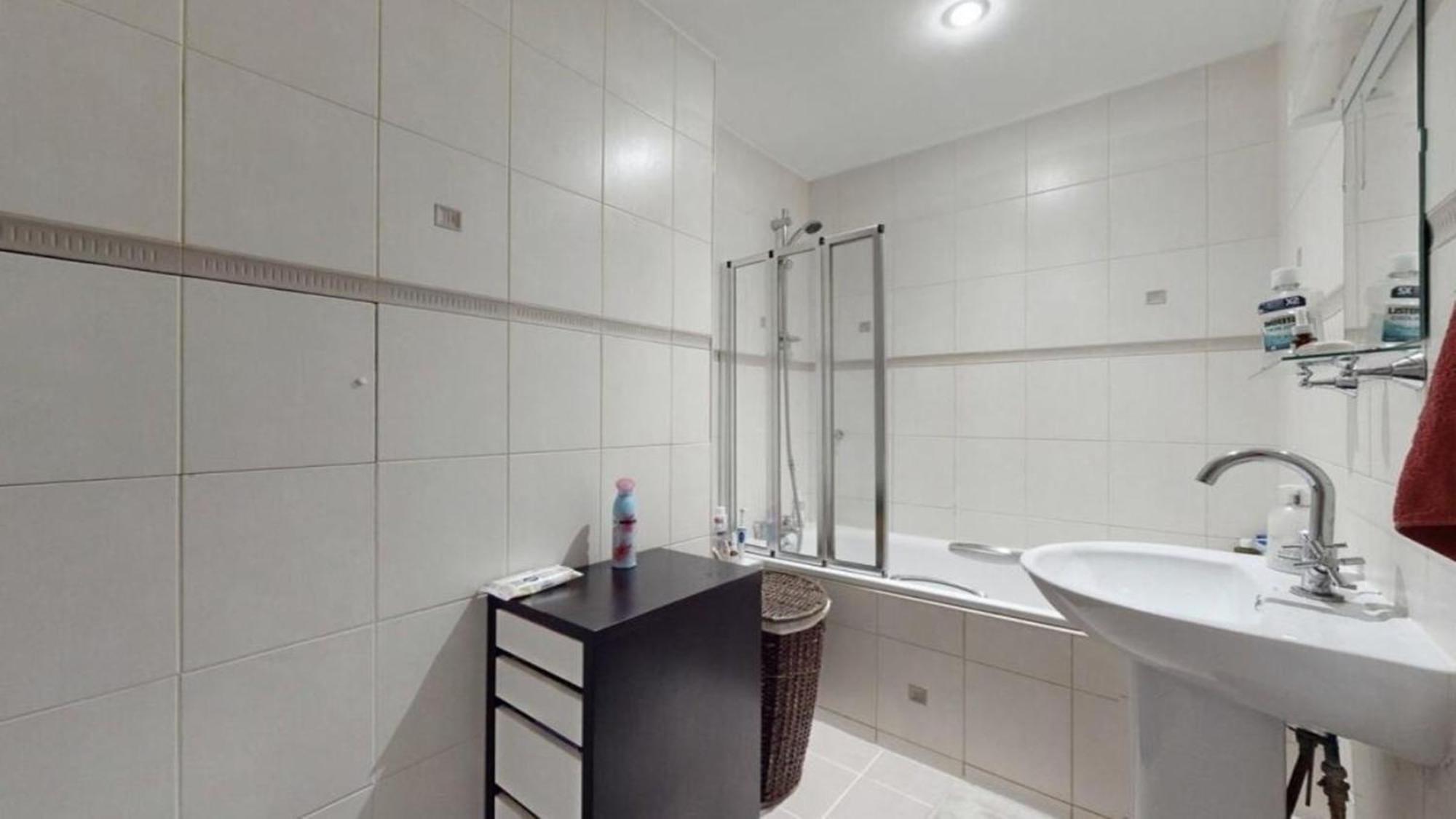 Appartement Bright & Spacious 4-bed Flat In *