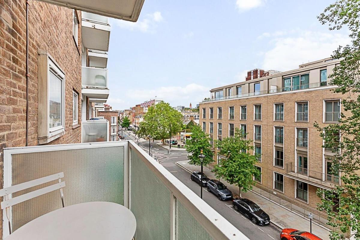 Relay Belgravia 23 * Londen