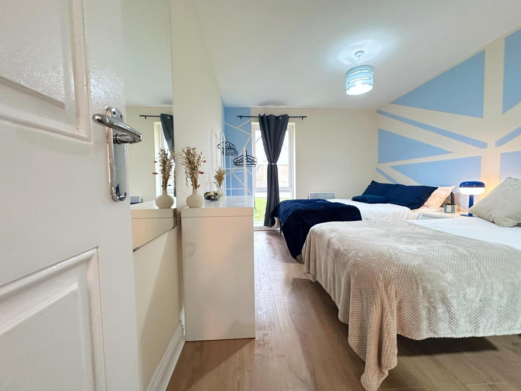 Apartment Olive Immaculate Wembley Apartment, 15mins To London, By Edens London