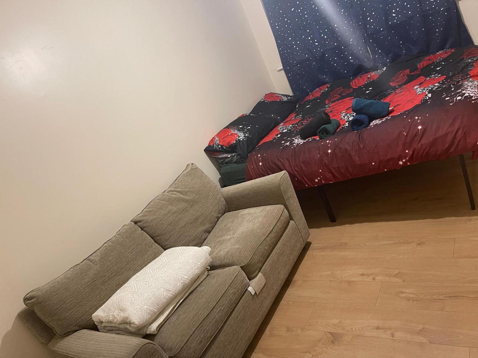 Airport, Excel & 02 Arena Proximity House London