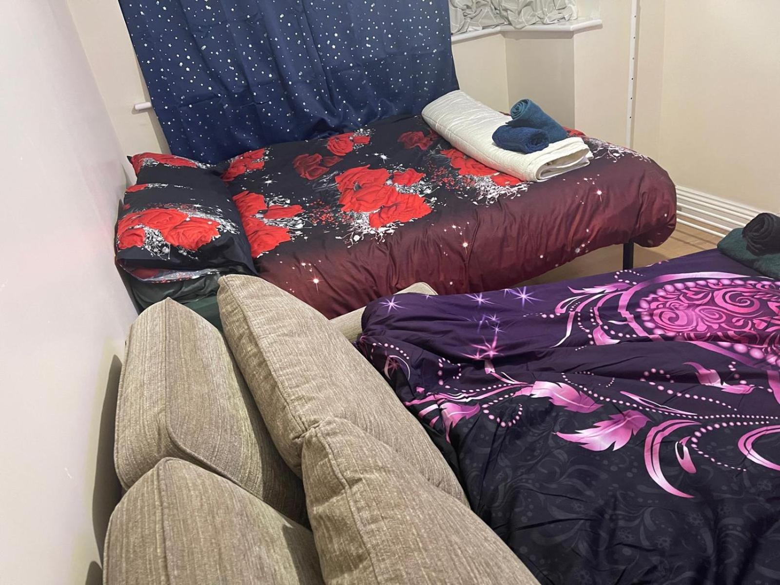 Airport, Excel & 02 Arena Proximity House Homestay *