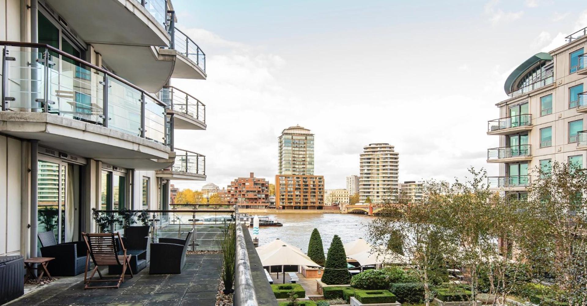 Appartement 2 Bed With Large Terrace *