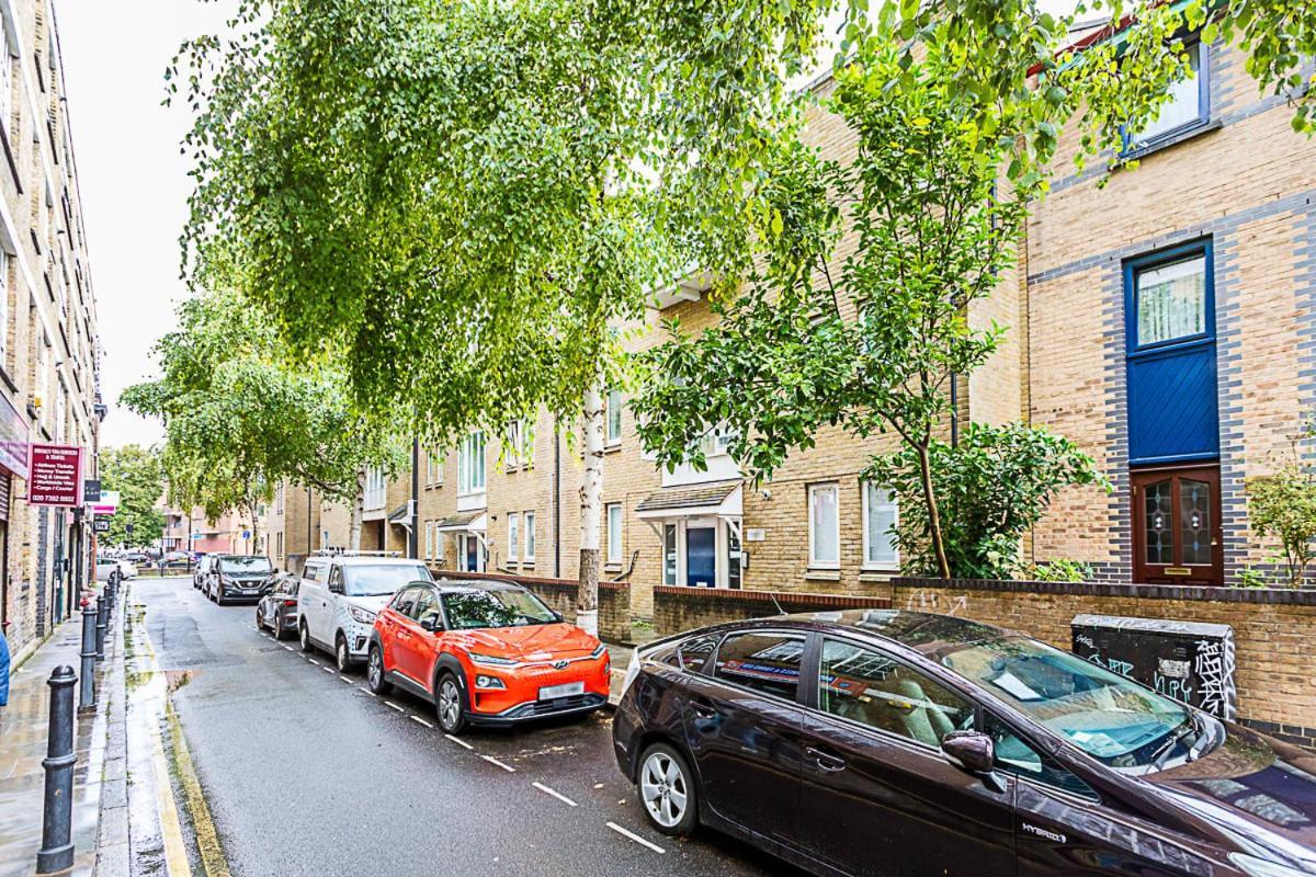 Modern Near Londen