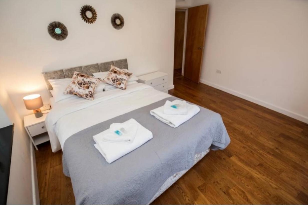 4 Bedroom Zone 1 Apartment