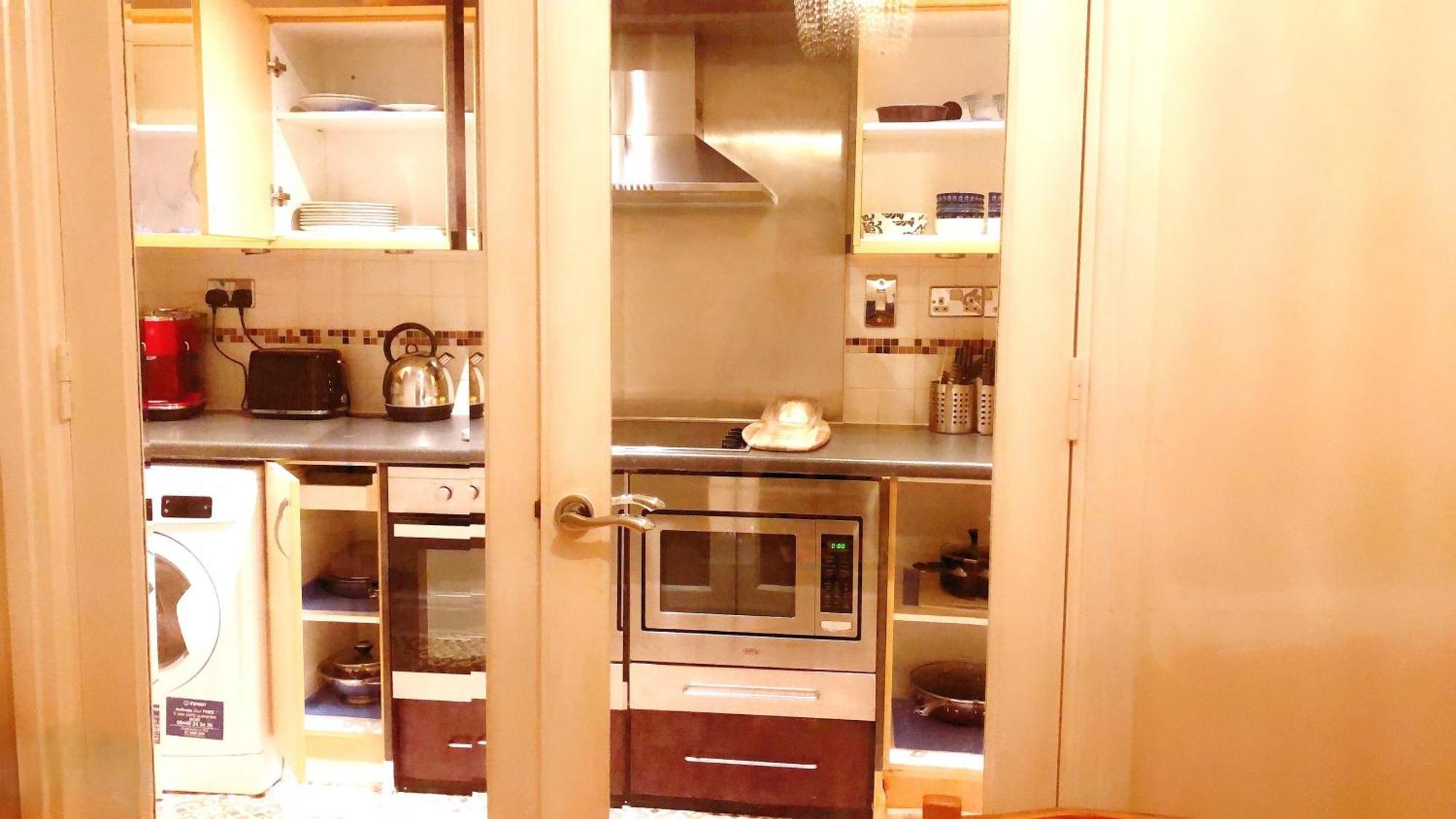 Apartment Three Bedroom *