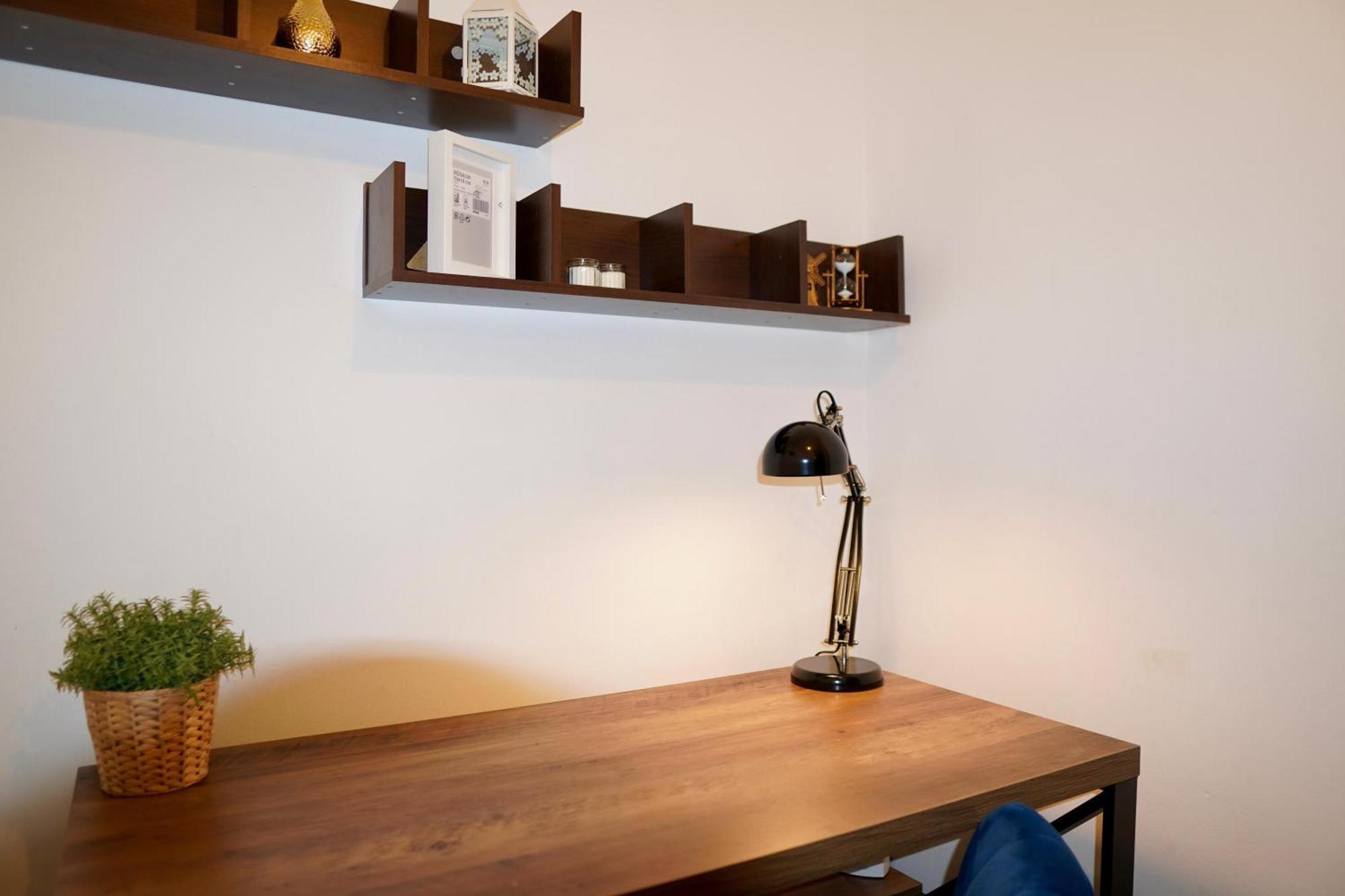 1br Balcony Cityview Office Ws98 *