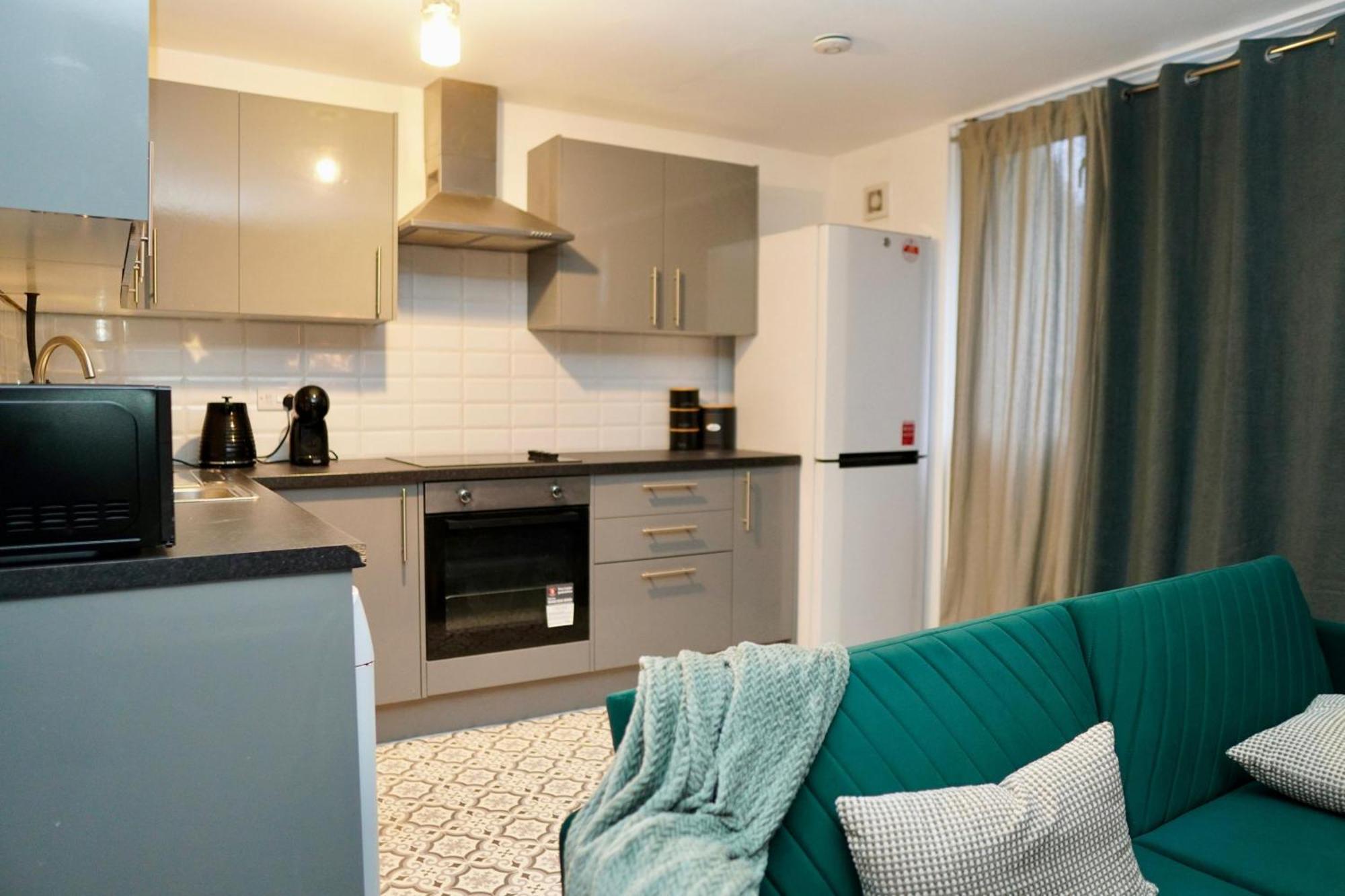 Apartment 1br Balcony Cityview Office Ws98