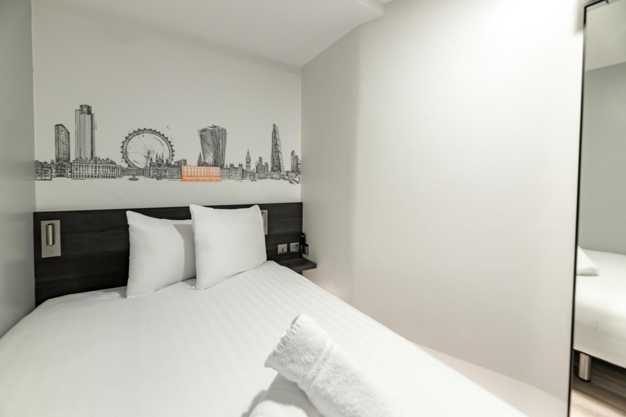Easyhotel Victoria Hotel 2*
