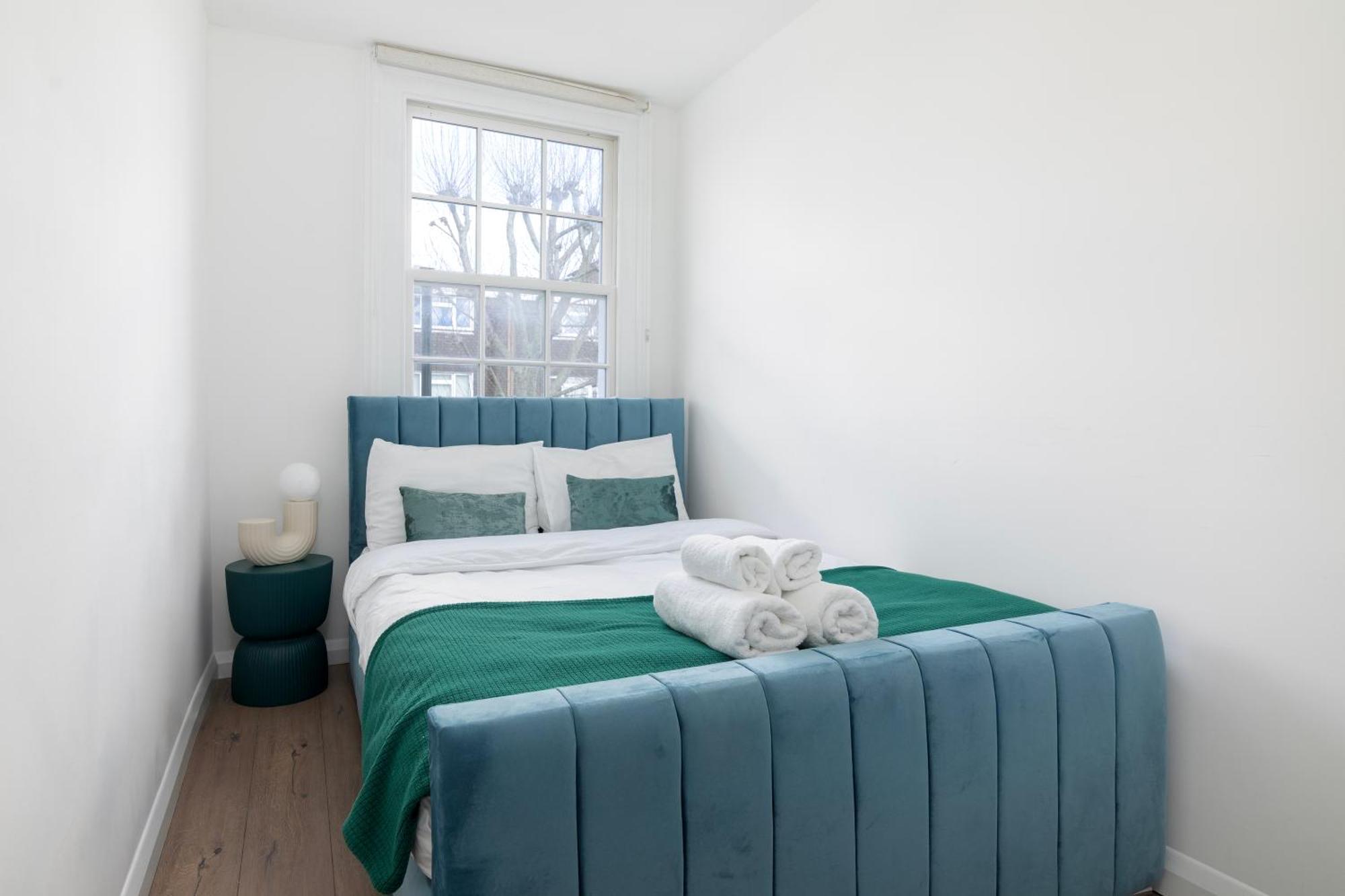 Camden Apartment *