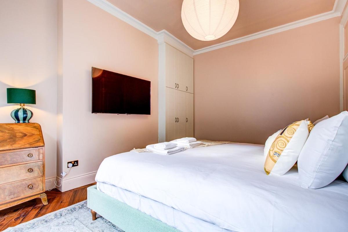 Apartment Iconic Hyde Park Apartment, 3Br Flat, Walk To Oxford St & Hyde Park